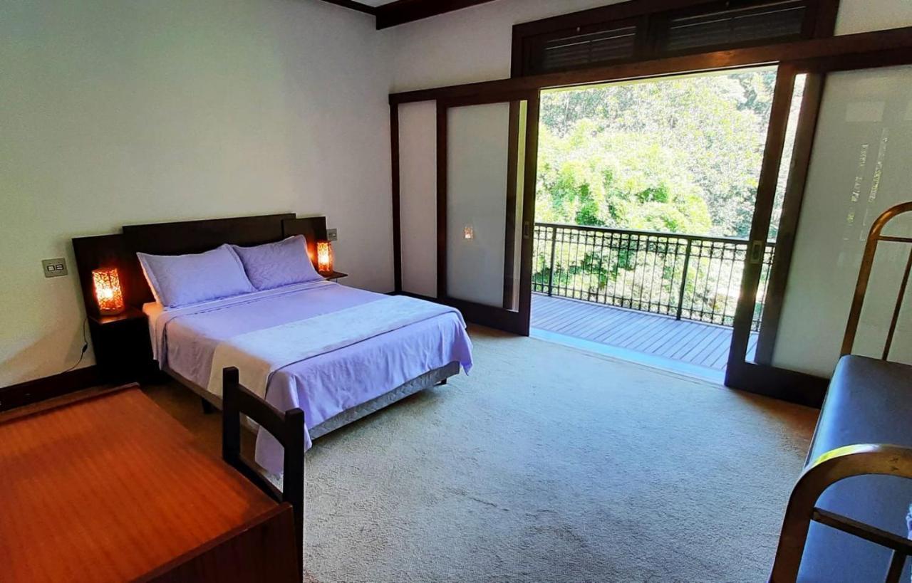 Canto águas Quarto em Acomodações Particulares Atibaia